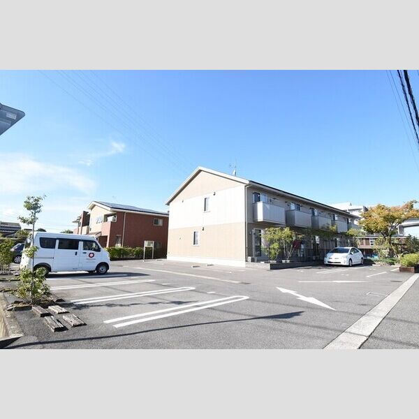 駐車場 (駐車場)