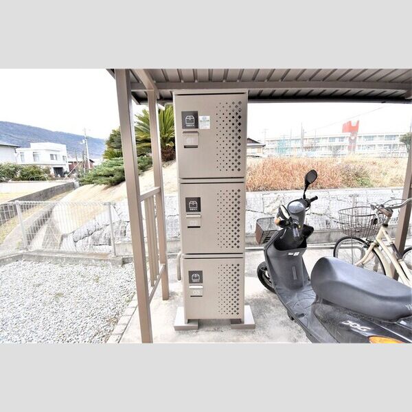 現地周辺 (宅配ボックス)