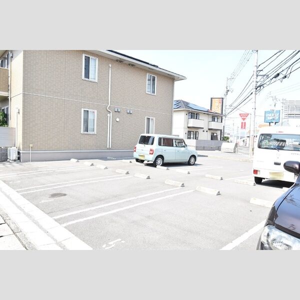 駐車場 (駐車場)
