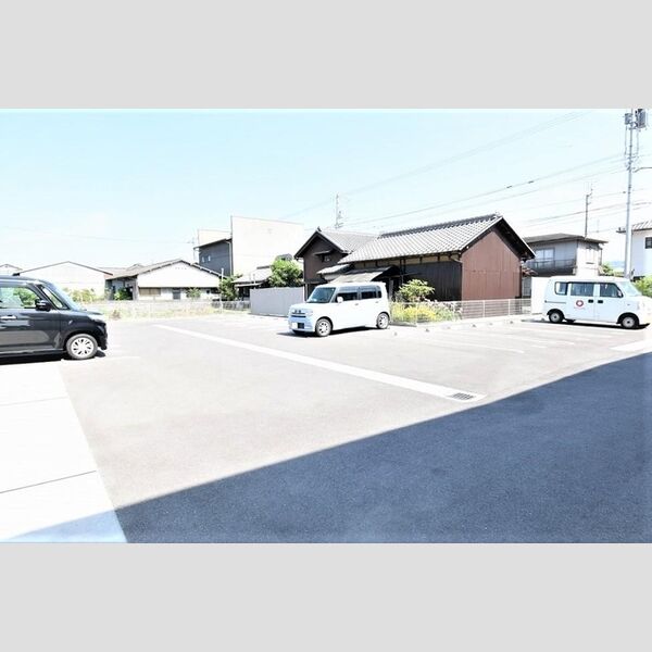駐車場 (駐車場)