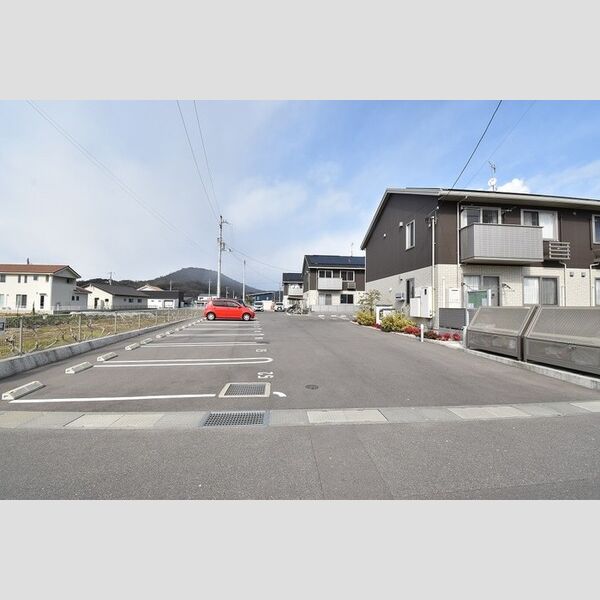 駐車場 (駐車場)