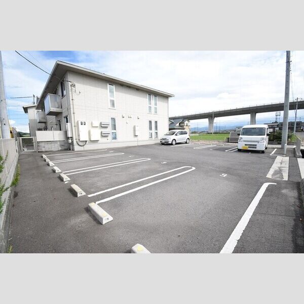 駐車場 (駐車場)