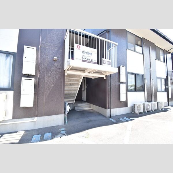 エントランス (エントランス)