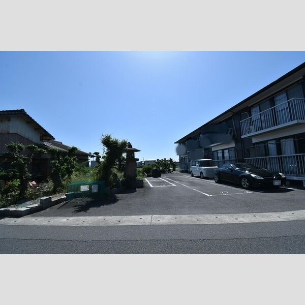 駐車場 (駐車場)