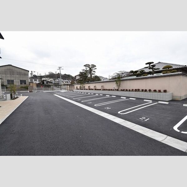 駐車場 (駐車場)