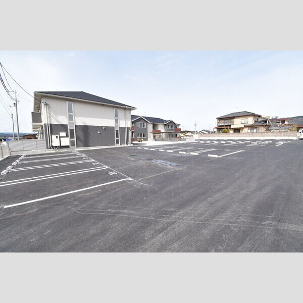 駐車場 (駐車場)