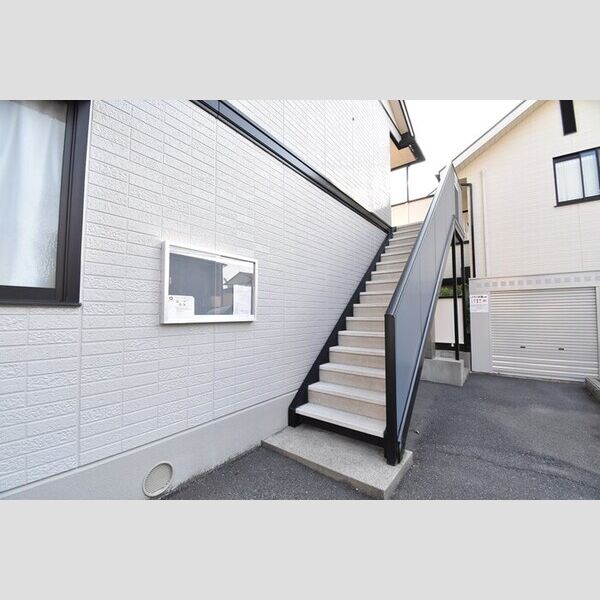 エントランス (階段)