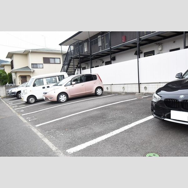 駐車場 (駐車場)