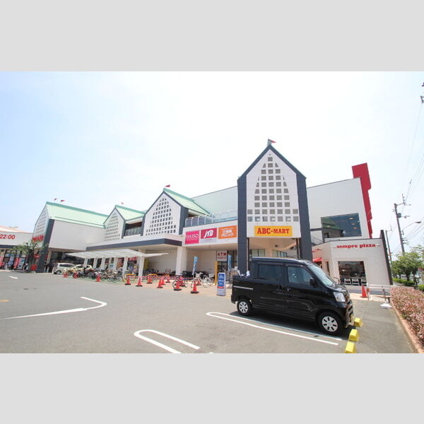現地周辺 (パワーシティ レインボー店(894m))