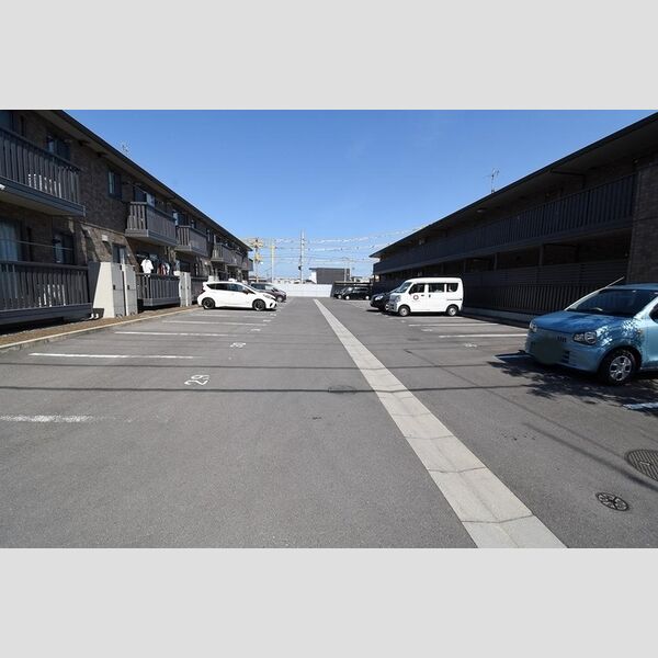 駐車場 (駐車場)