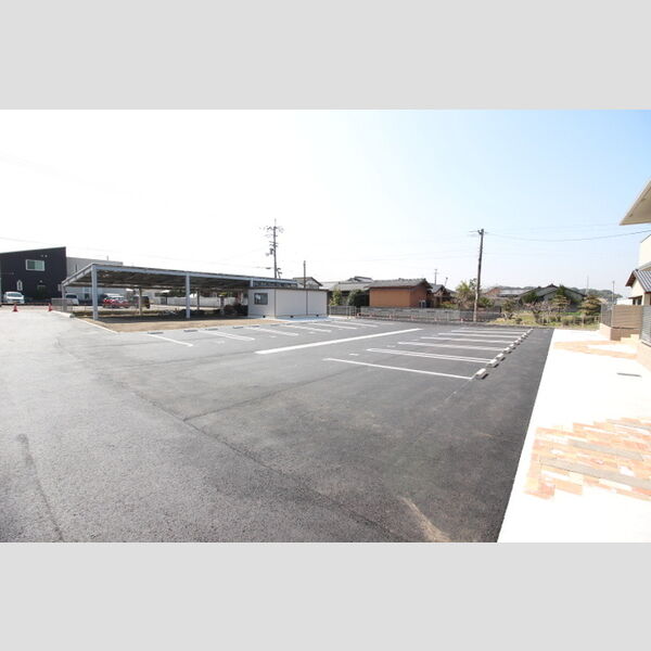 駐車場 (駐車場)