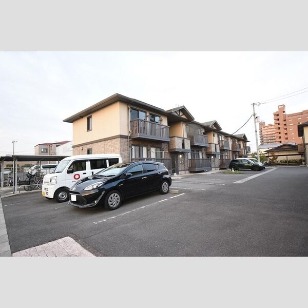 駐車場 (駐車場)