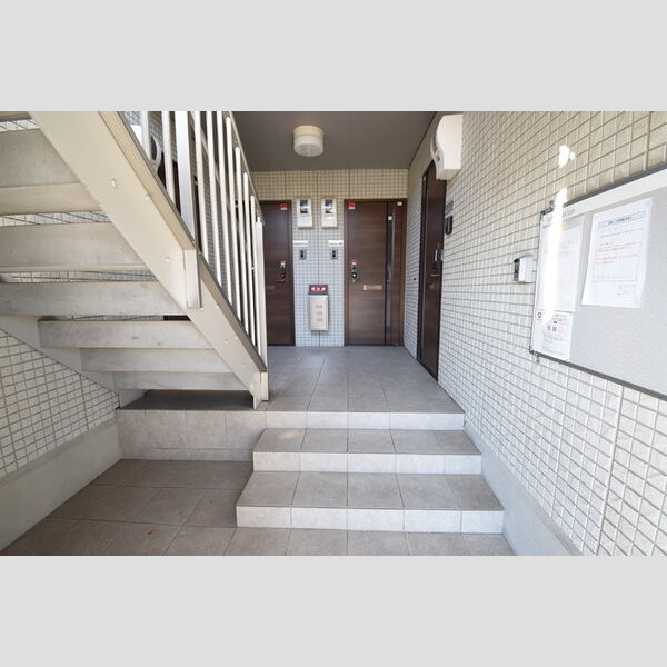 現地周辺 (ロビー)