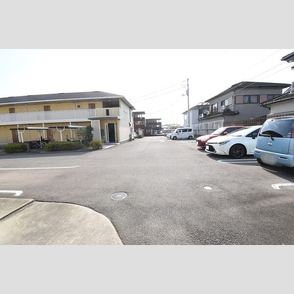 駐車場 (駐車場)