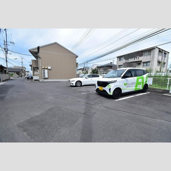 駐車場 (駐車場)