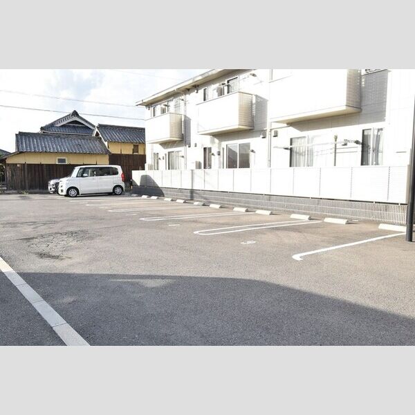 駐車場 (駐車場)