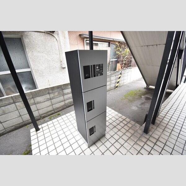 現地周辺 (宅配ボックス)