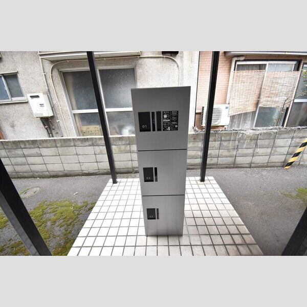 現地周辺 (宅配ボックス)