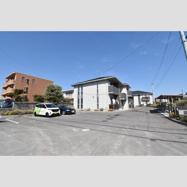 駐車場 (駐車場)