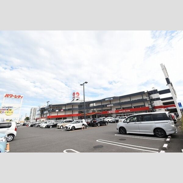 現地周辺 (マルナカパワーシティー屋島店　335m)