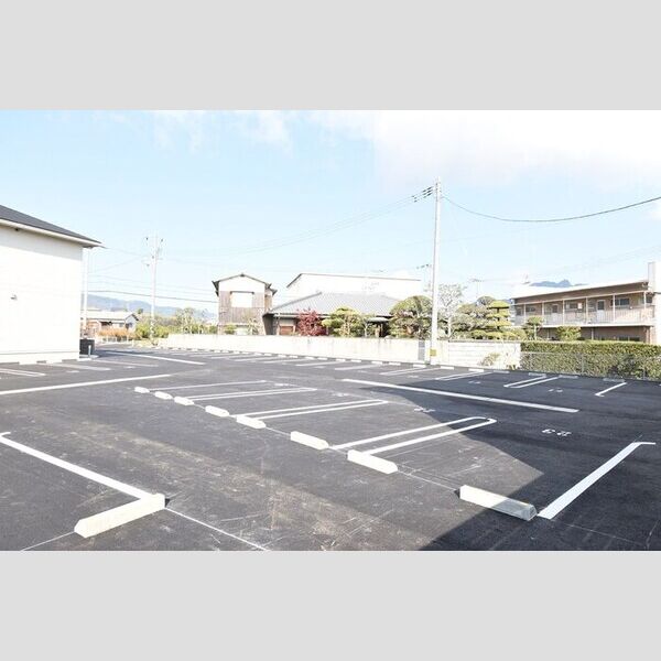 駐車場 (駐車場)