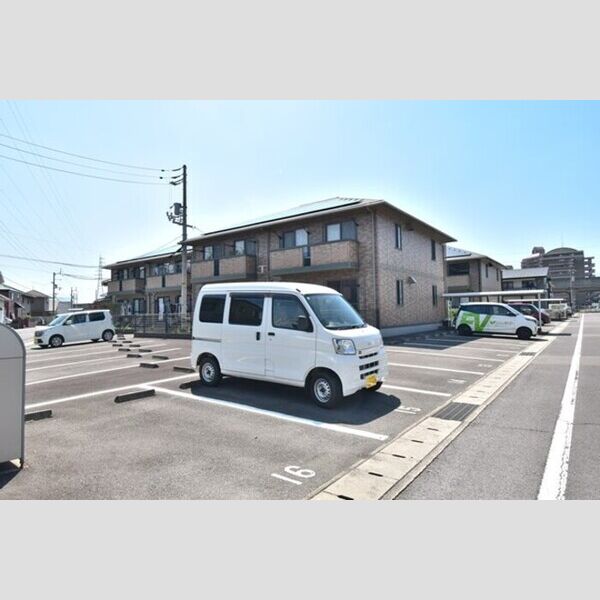駐車場 (駐車場)