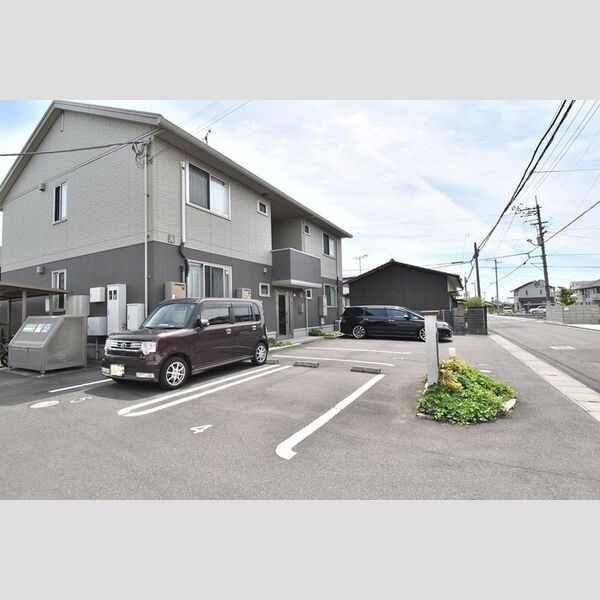 駐車場 (駐車場)