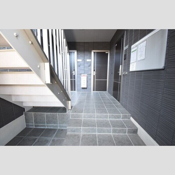 現地周辺 (ロビー)