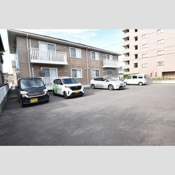 駐車場 (駐車場)