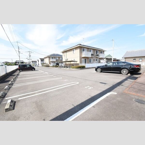 駐車場 (駐車場)