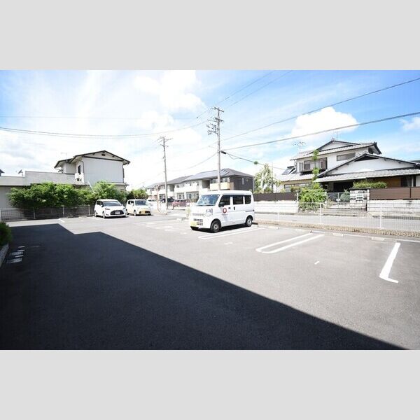 駐車場 (駐車場)