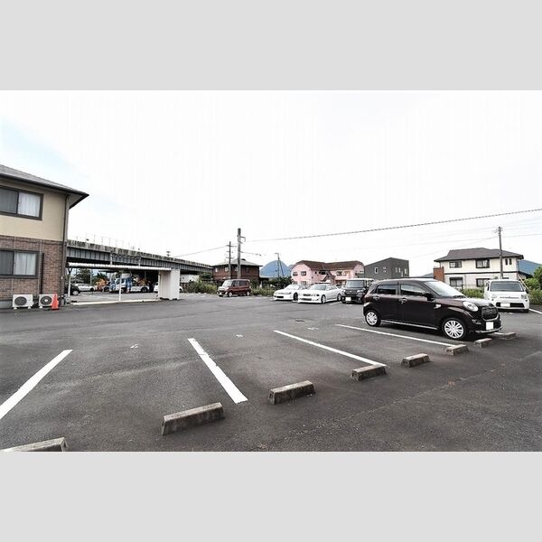 駐車場 (駐車場)