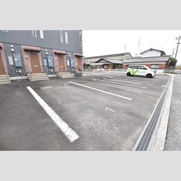 駐車場 (駐車場)