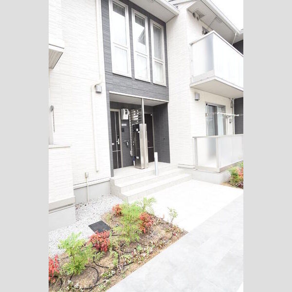 エントランス (エントランス)