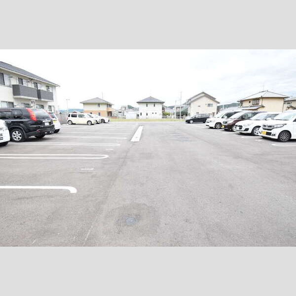 駐車場 (駐車場)