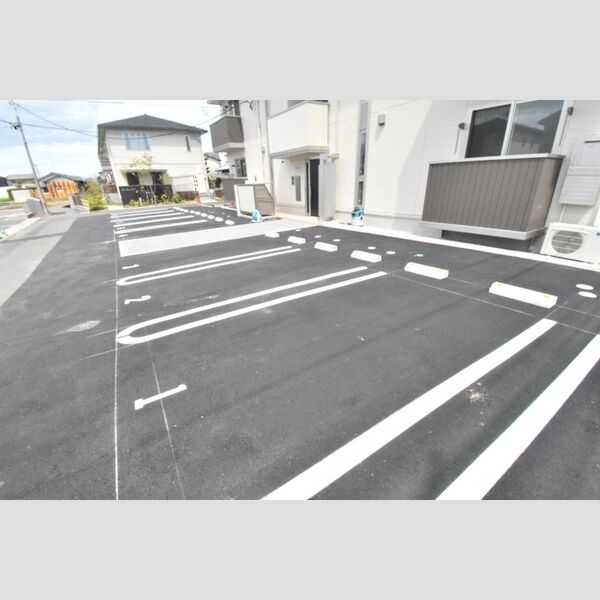 駐車場 (駐車場)