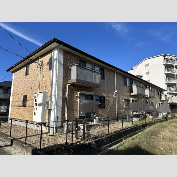 建物外観 (外観写真)