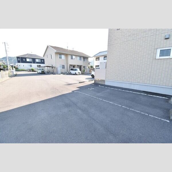 駐車場 (駐車場)