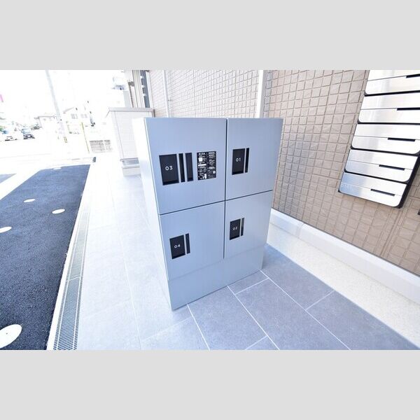 現地周辺 (宅配ボックス)