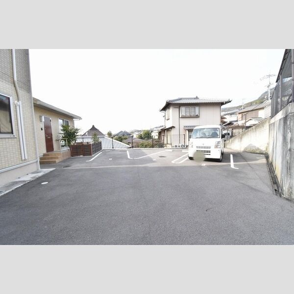 駐車場 (駐車場)