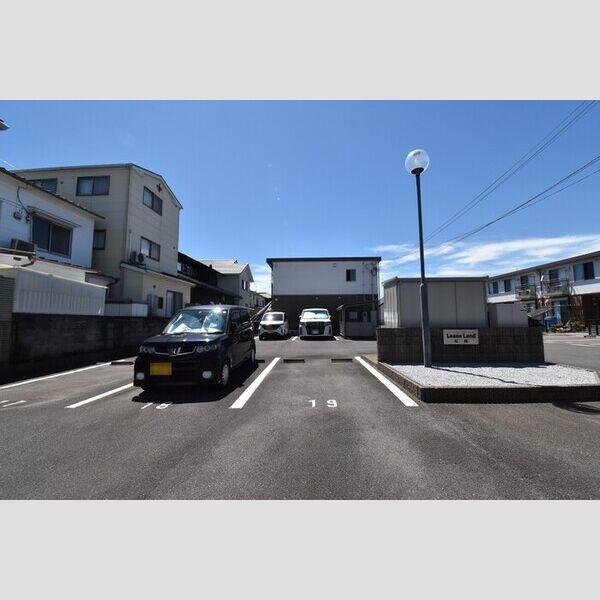 駐車場 (駐車場)