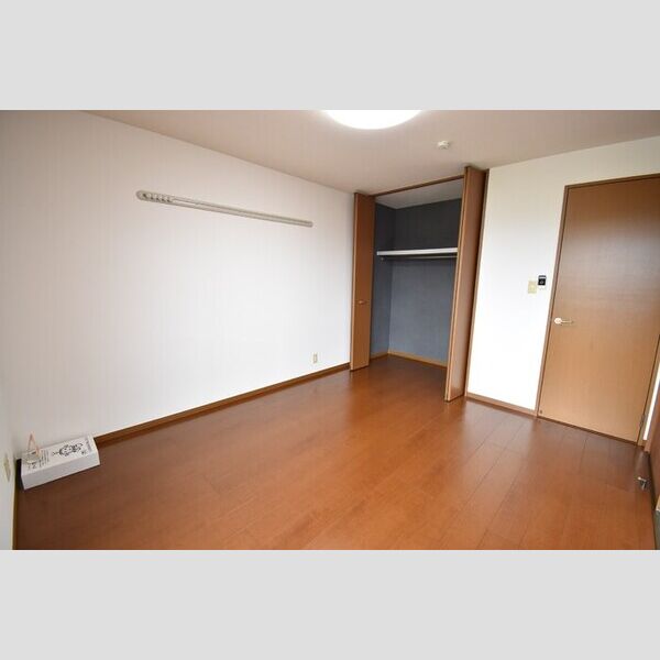 その他 (洋室7帖)