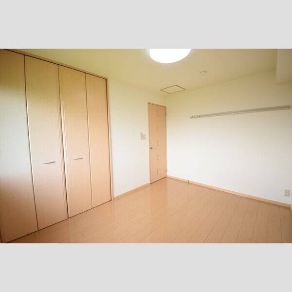 その他 (北西洋室6帖)