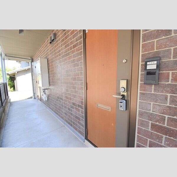 玄関 (玄関(外観))