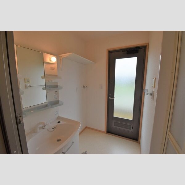 洗面所 (洗面室)