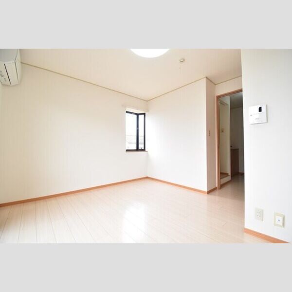 その他 (洋室6.8帖)