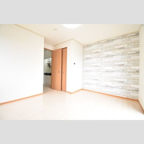 その他 (洋室6.8帖)