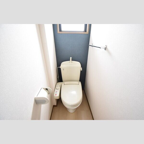 トイレ (温水洗浄便座)