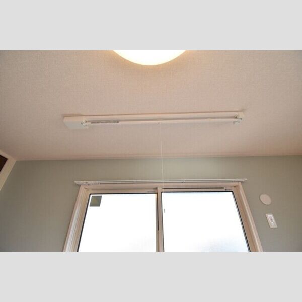 その他 (室内物干し)