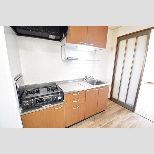 キッチン (キッチン)